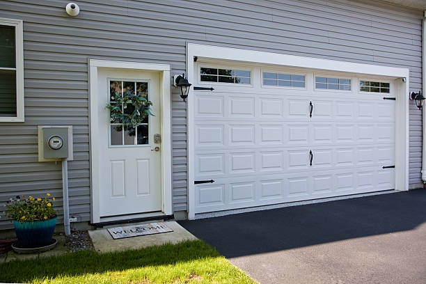 24/7 Emergency Garage Door Panel Replacement experts in Caddo County County, OK